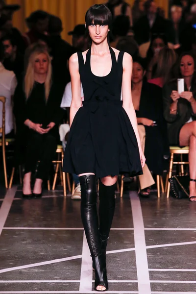Look 2